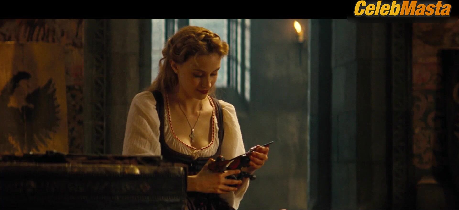 Sarah Gadon ’s Sexy Scene From Dracula Untold - Photo 2 of 5 photo 5