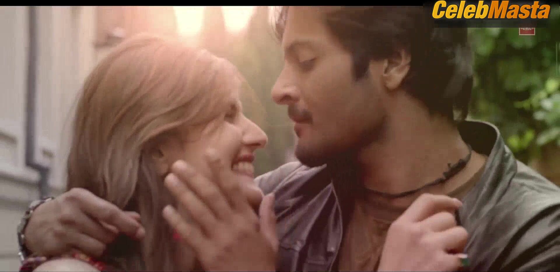 Zarine Khan ’s Sexy Scene From Pyaar Manga Hai - Photo 2 of 5 photo 5