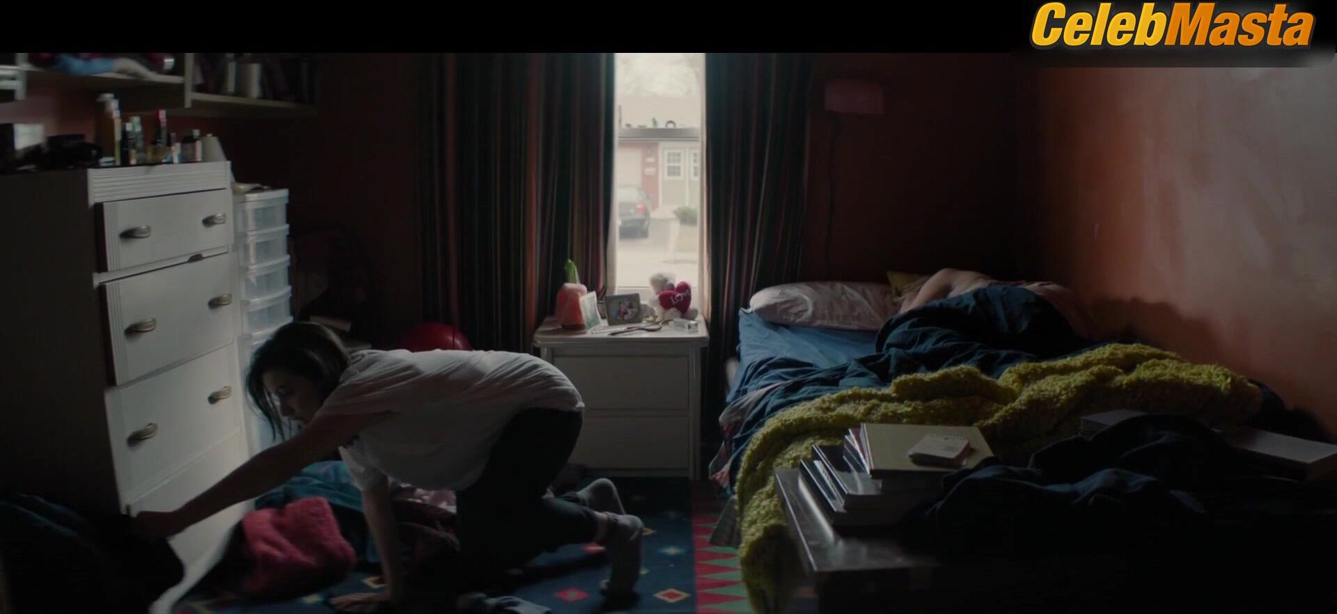 Rosanna Arquette And Sarah Gadon Sexy Scene From Octavio Is - Photo 3 of 5 photo 4