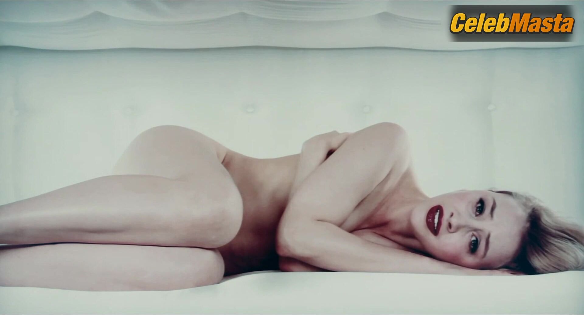 Sarah Gadon Sexy Scene From Antiviral - Photo 2 of 5