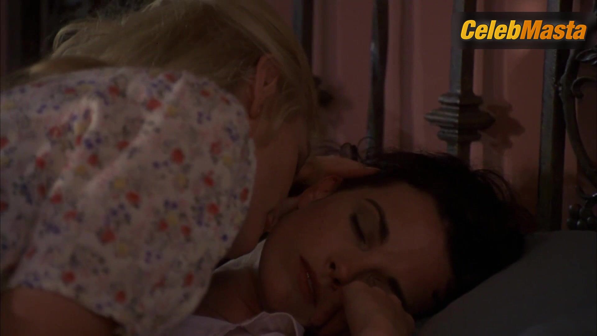 Shannon Tweed Ass, Tits Scene From Scorned - Photo 2 of 5 photo 4