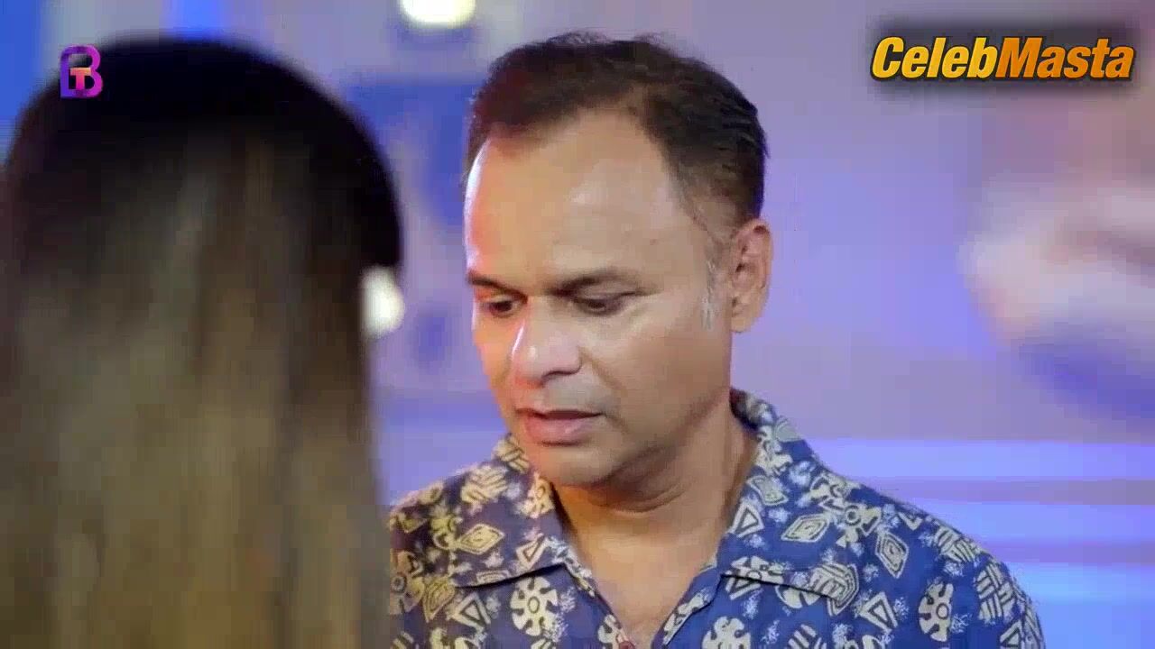 Swetha Yadav Bares All In Scene From Mohini Massage - Photo 1 of 5 photo 2
