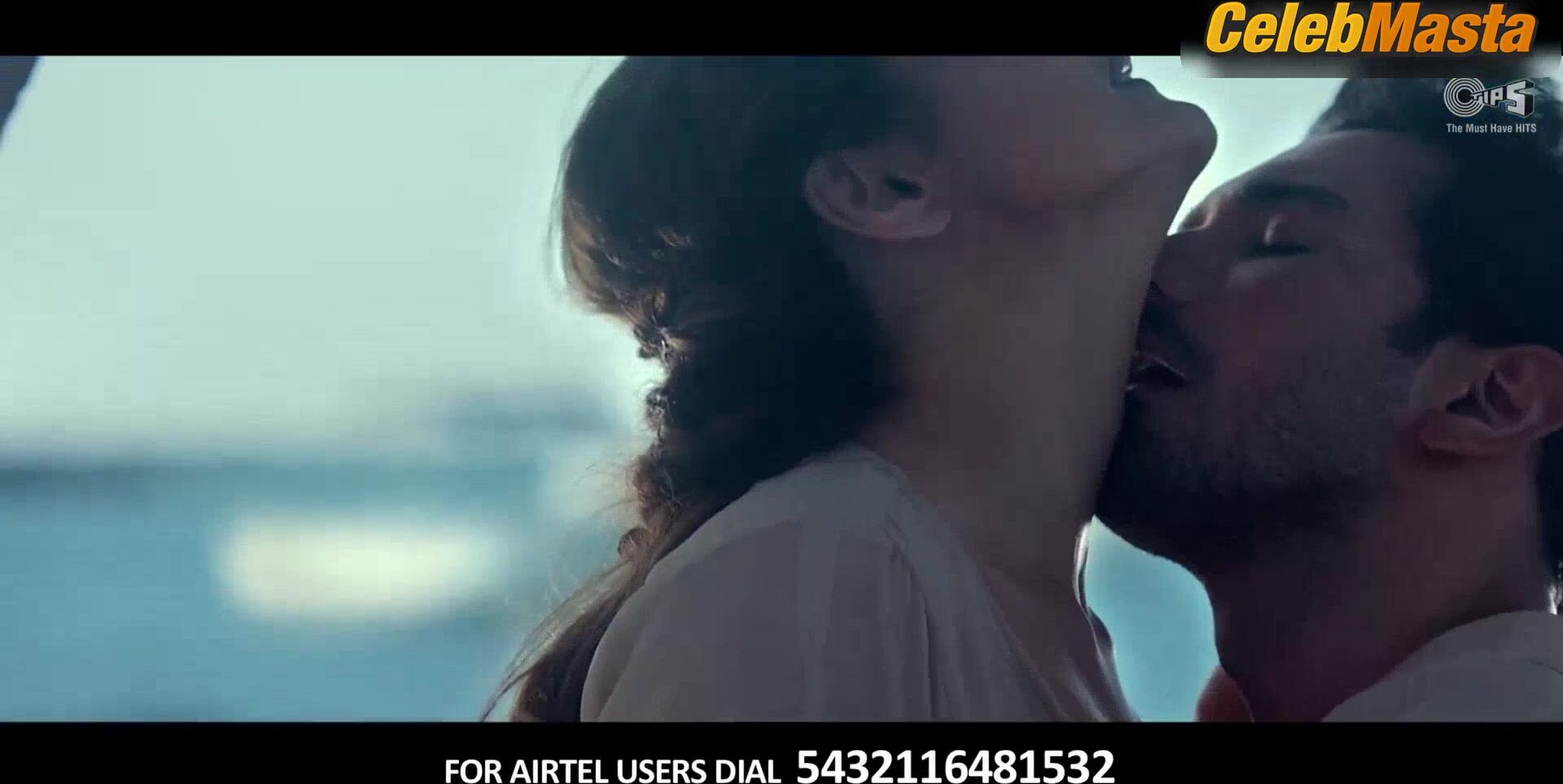 Zarine Khan ’s Hot Scene From Aksar 2 - Photo 2 of 5 photo 1