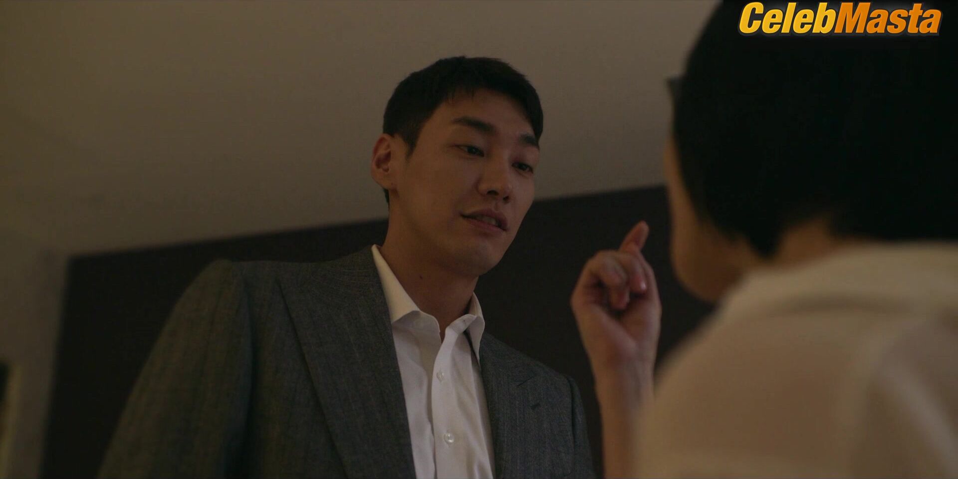 Eun-woo Lee ’s Tits, Bush Scene From Somebody - Photo 5 of 5 photo 2