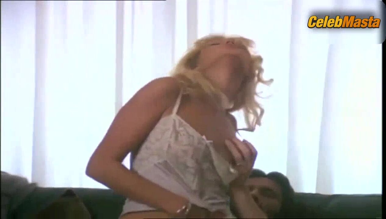 Brigitte Lahaie ’s Real Sex Scene From Enquetes - Photo 2 of 5 photo 4