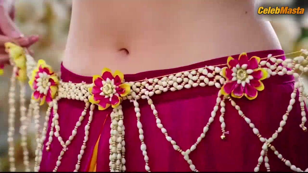 Tamanna Bhatia ’s Hot Scene In Baahubali The Beginning - Photo 2 of 5 photo 1