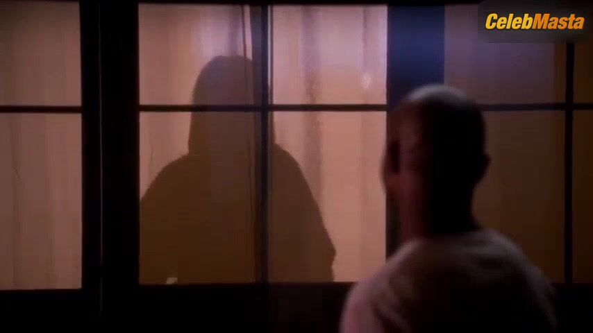 Kate Walsh Reveals All In Scene From Private Practice - Photo 2 of 5