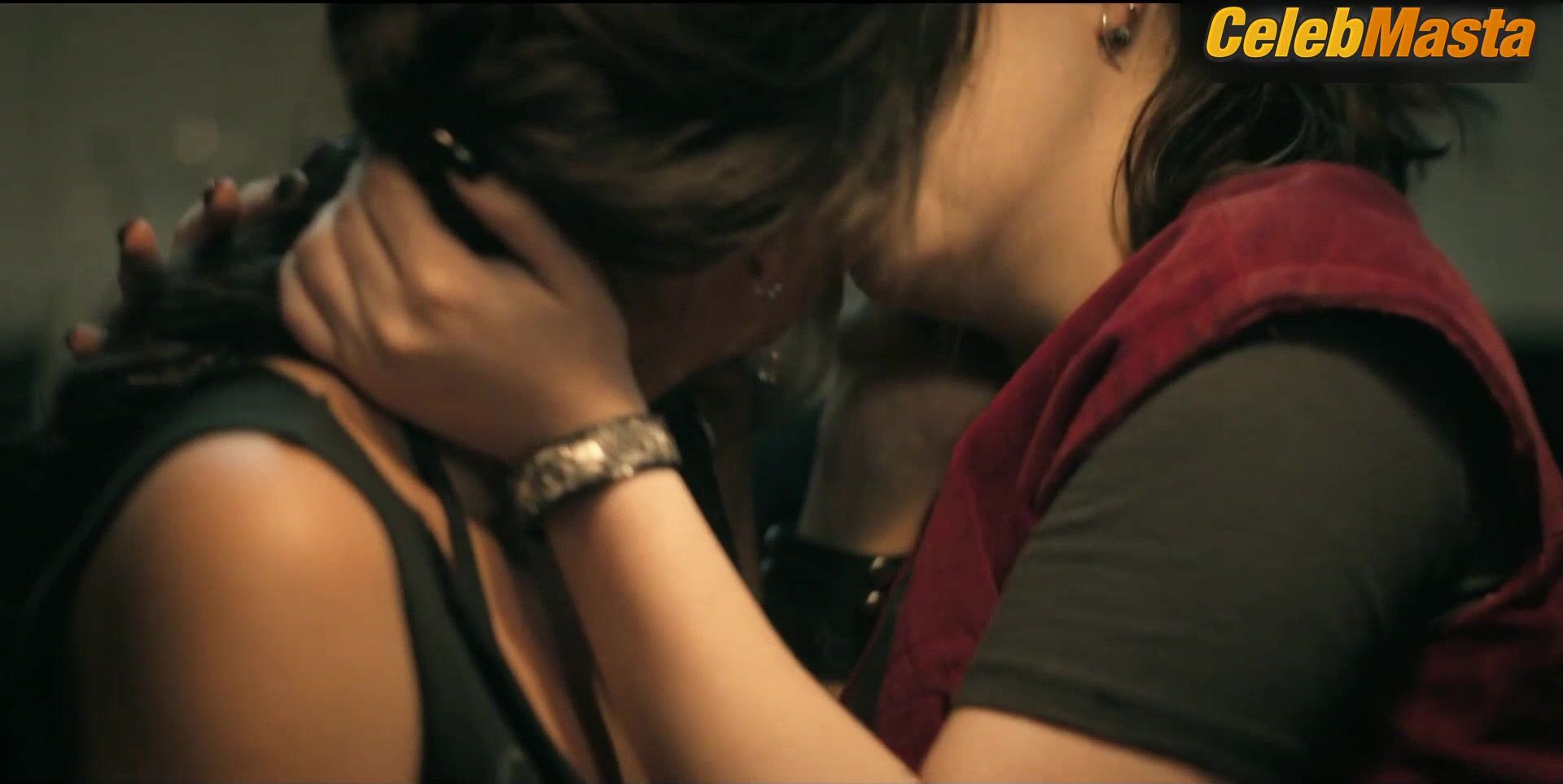 Maria De Villa Regina Pavon And ’s Lesbian Scene In - Photo 1 of 5 photo 4