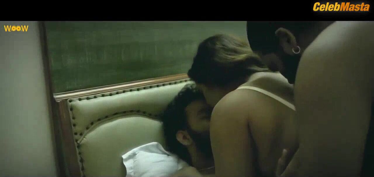 Ekta More Bares Breasts, Underwear Scene In Taxi - Photo 1 of 5 photo 2