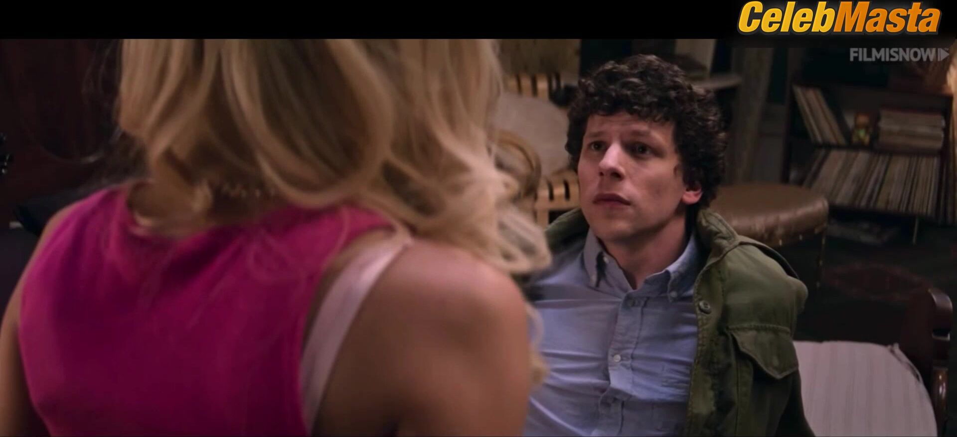 Zoey Deutch ’s Sexy Scene From Zombieland Double - Photo 1 of 5 photo 2