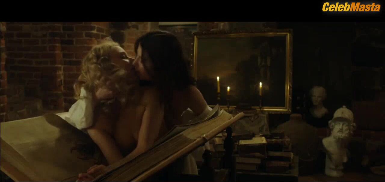 Sarah Gadon Lesbian, Tits Scene From The Girl King - Photo 2 of 5 photo 4