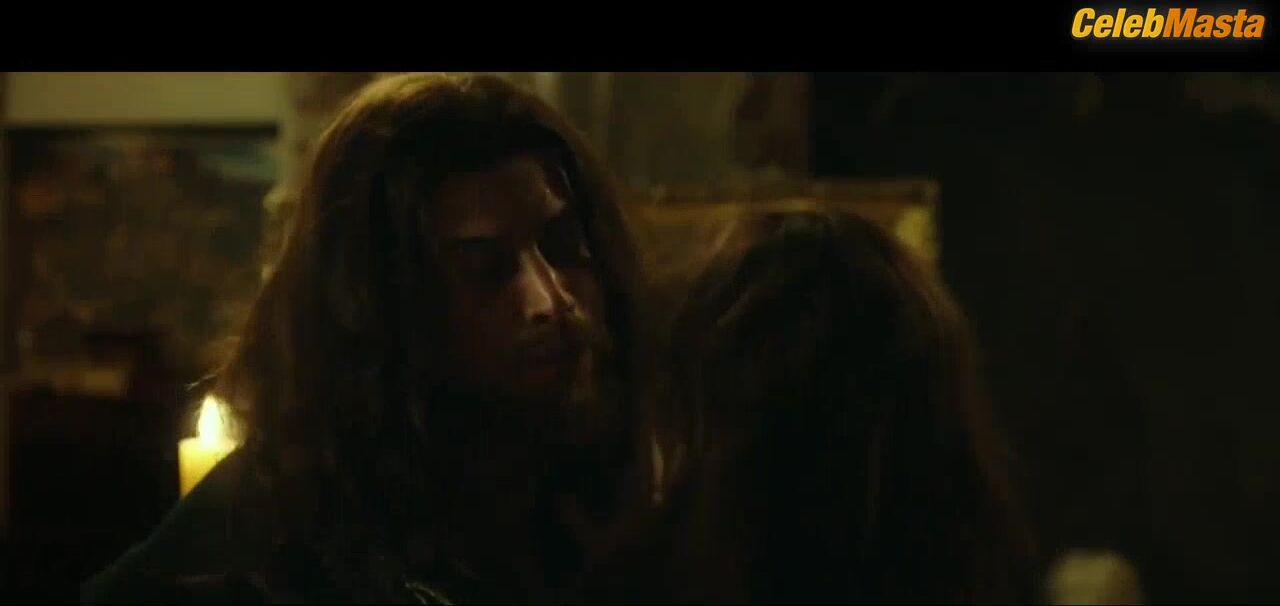 Sarah Gadon Lesbian, Tits Scene From The Girl King - Photo 2 of 5 photo 5