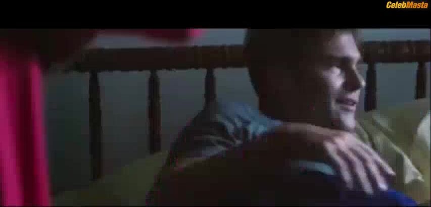 Kate Walsh Tits Scene From Just Before I Go - Photo 2 of 5