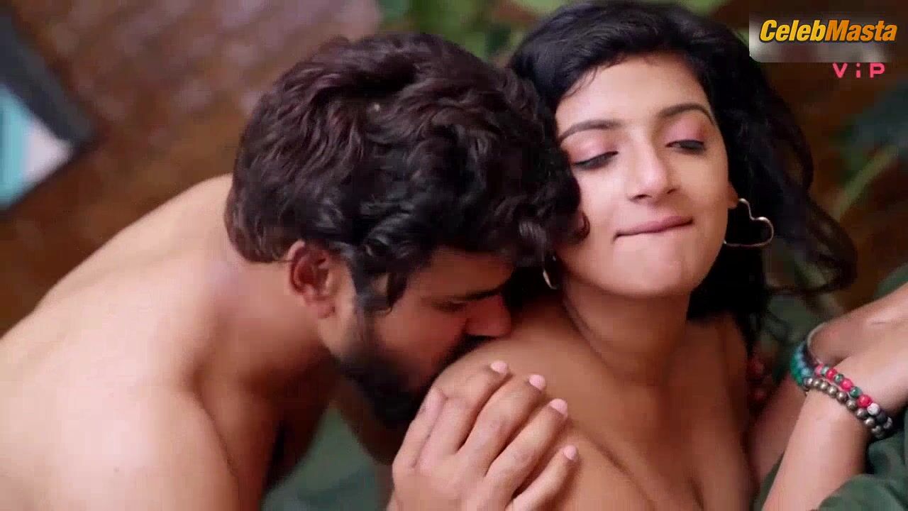 Ayushi Bhowmick Bares Tits Scene In Bistar - Photo 2 of 5 photo 5