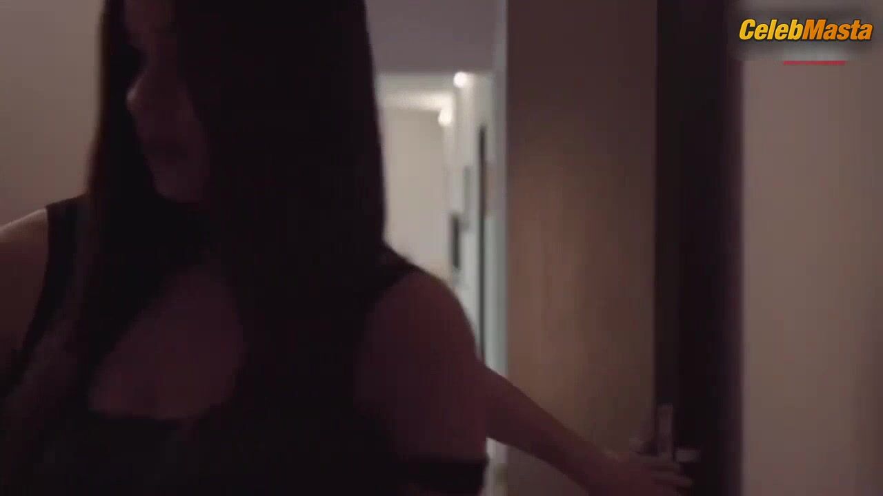 Ritika Ansari Tits Scene From Dahleez - Photo 2 of 5 photo 1