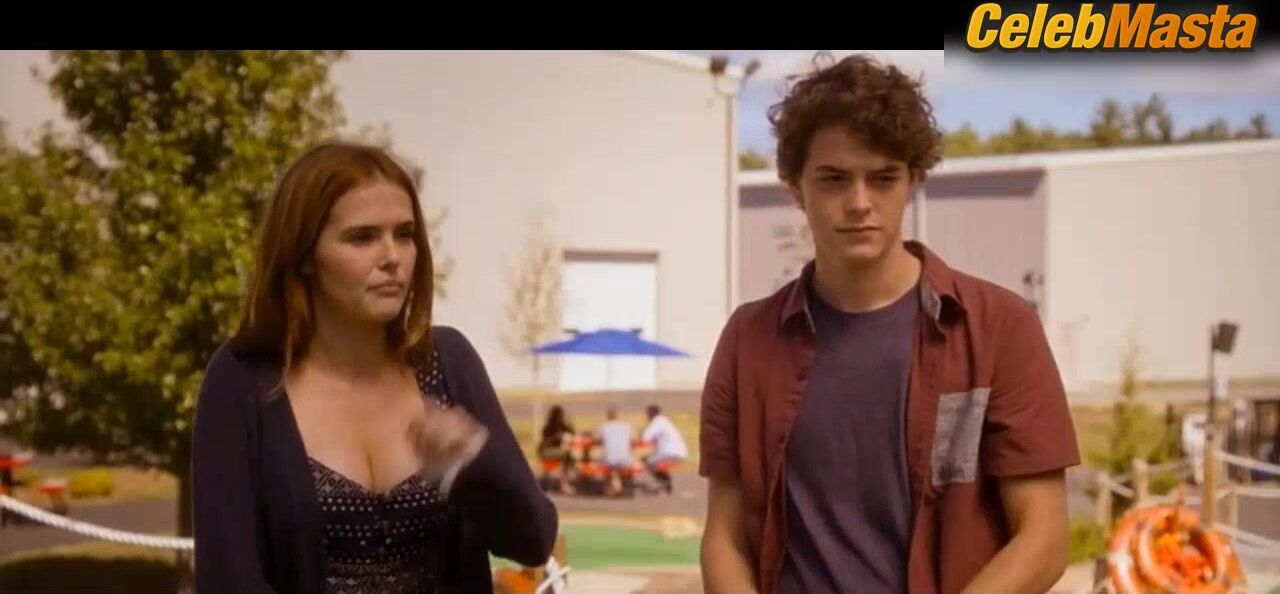 Zoey Deutch Tits Scene From Good Kids - Photo 1 of 5