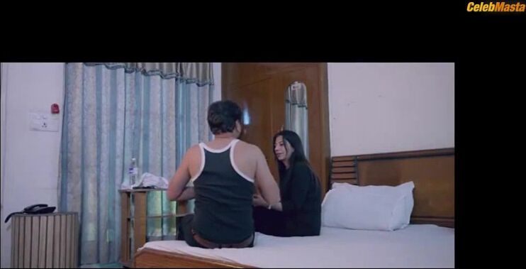 Ekta More Tits, Swimsuit Scene In Teegdi - Photo 1 of 5