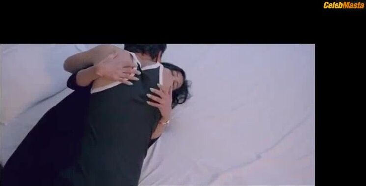 Ekta More Tits, Swimsuit Scene In Teegdi - Photo 1 of 5 photo 2