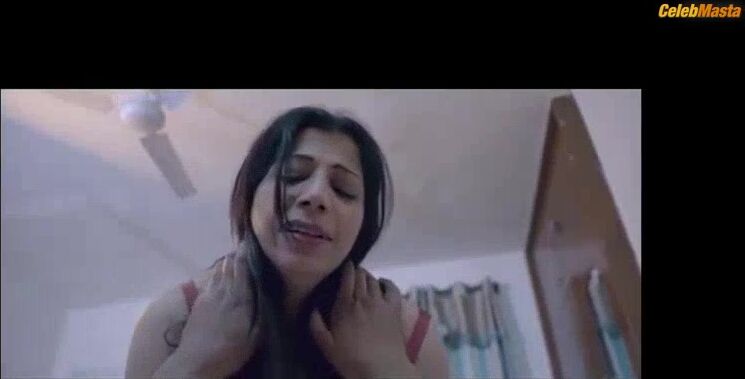 Ekta More Tits, Swimsuit Scene In Teegdi - Photo 1 of 5 photo 4