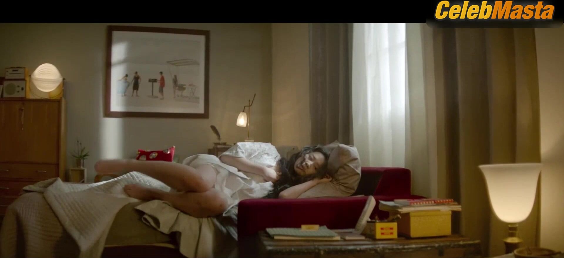 Liu Yifei ’s Underwear Scene From Night Peacock - Photo 1 of 5 photo 2