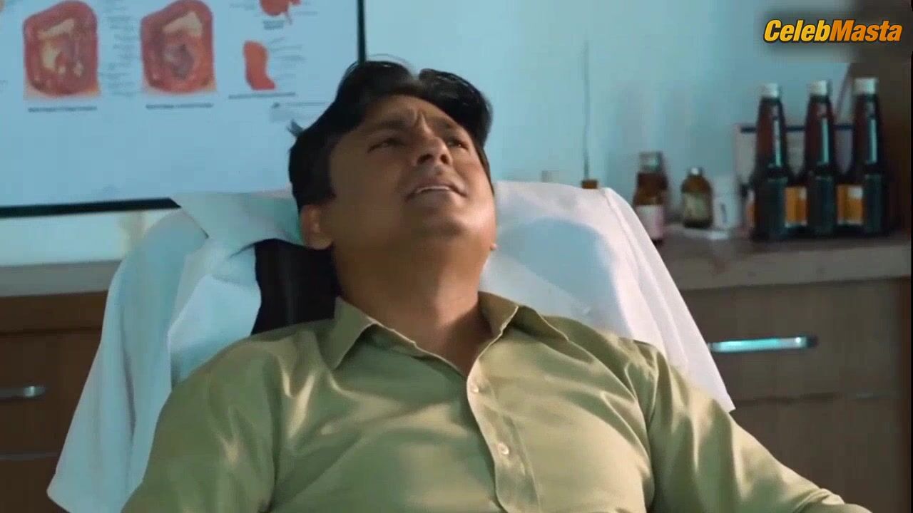 Muskaan Agarwal Bares Booty, Boobs Scene In Namak - Photo 1 of 5