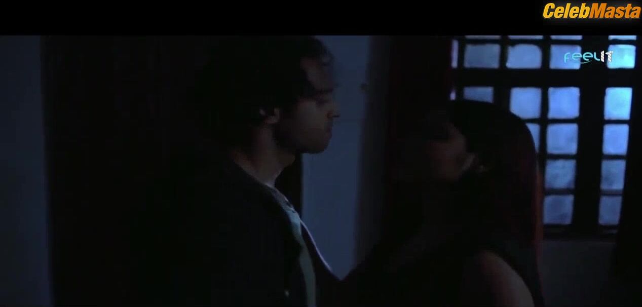 Priya Mishra ’s Sexy Scene From Kalakar 2 - Photo 2 of 5 photo 1