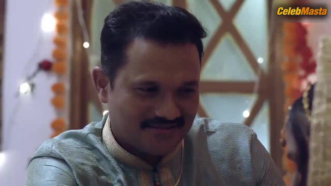 Muskaan Agarwal Reveals Booty, Breasts Scene In Charmsukh : - Photo 1 of 5