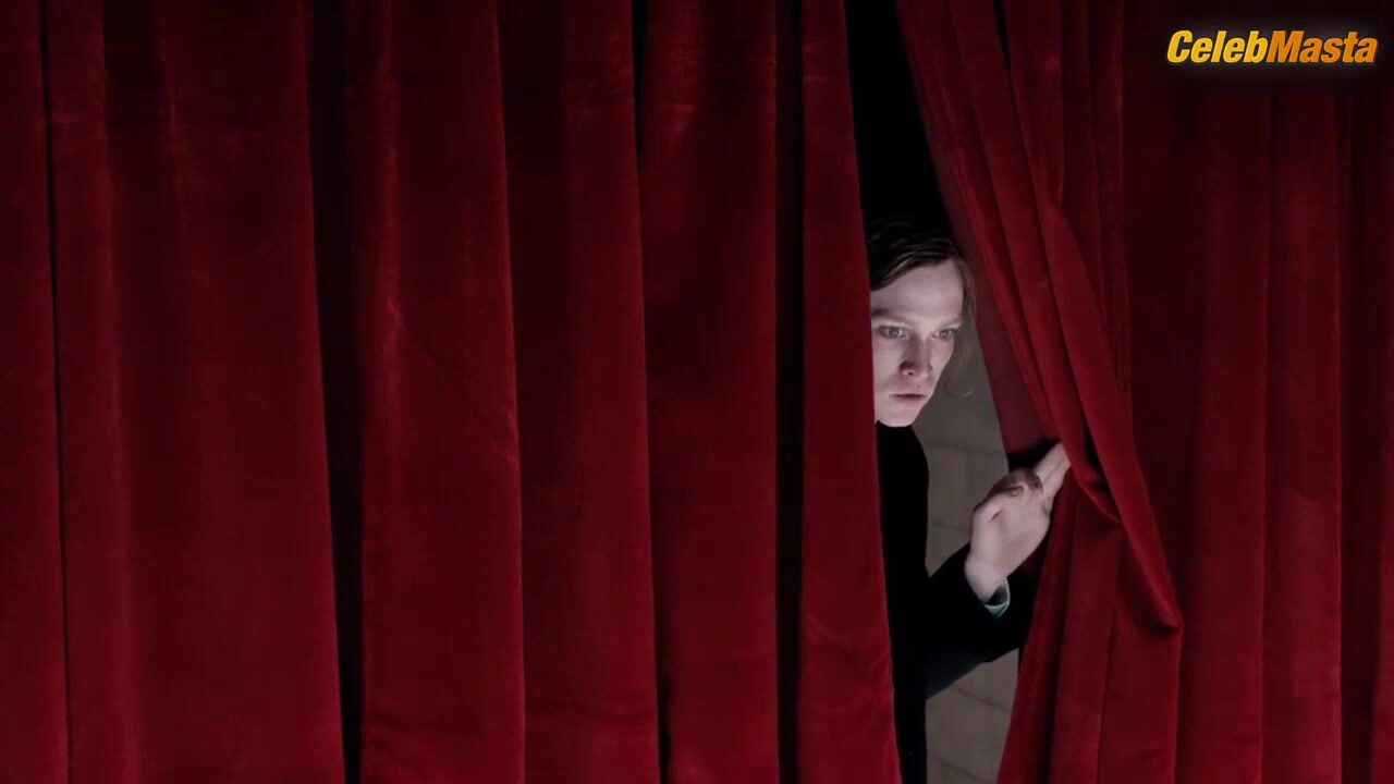 Sarah Gadon Tits Scene In Antiviral - Photo 1 of 5