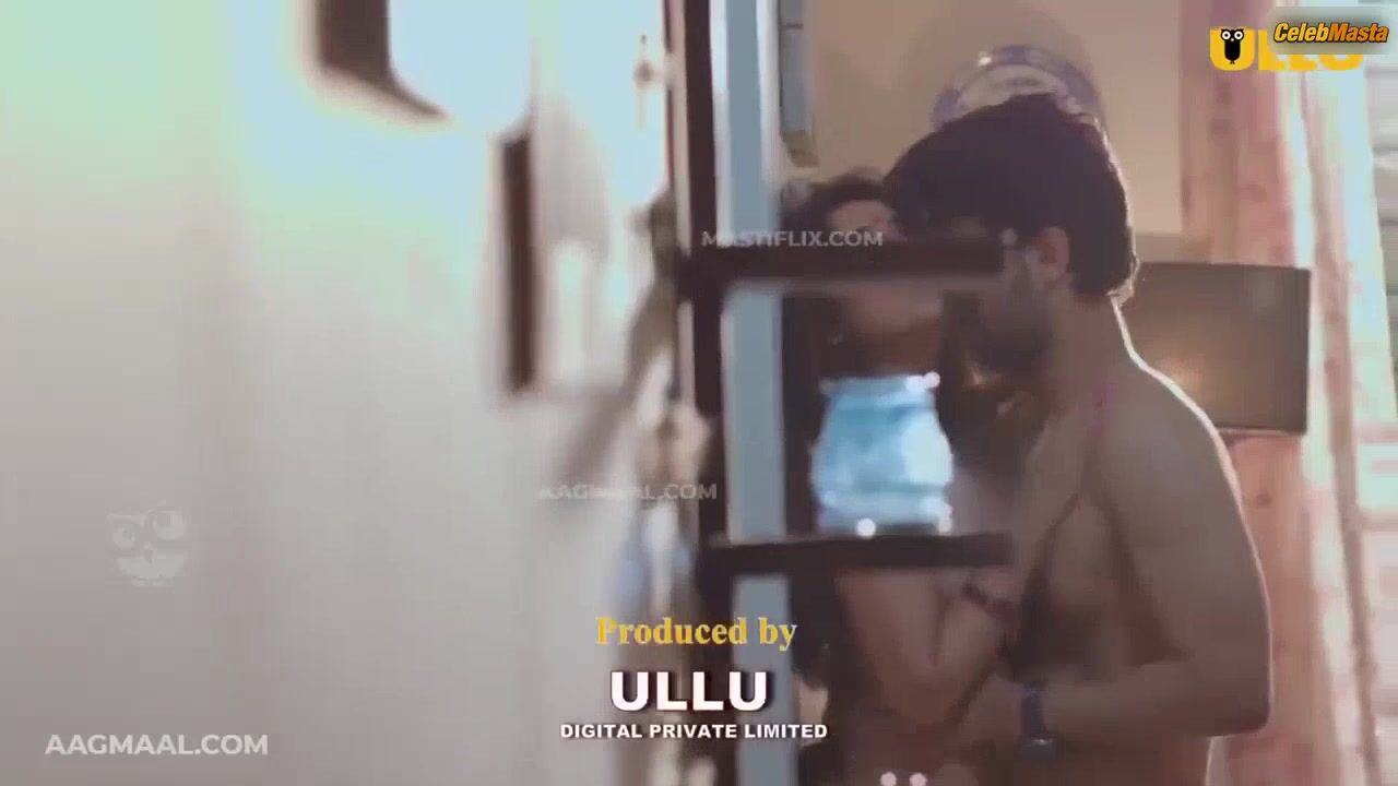 Priya Mishra Exposes Breasts Scene In Dunali - Photo 2 of 5