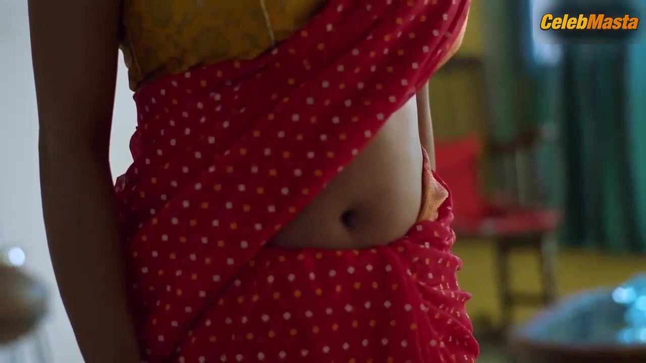 Muskaan Agarwal Flaunts Butt, Breasts Scene In Charmsukh : - Photo 1 of 5