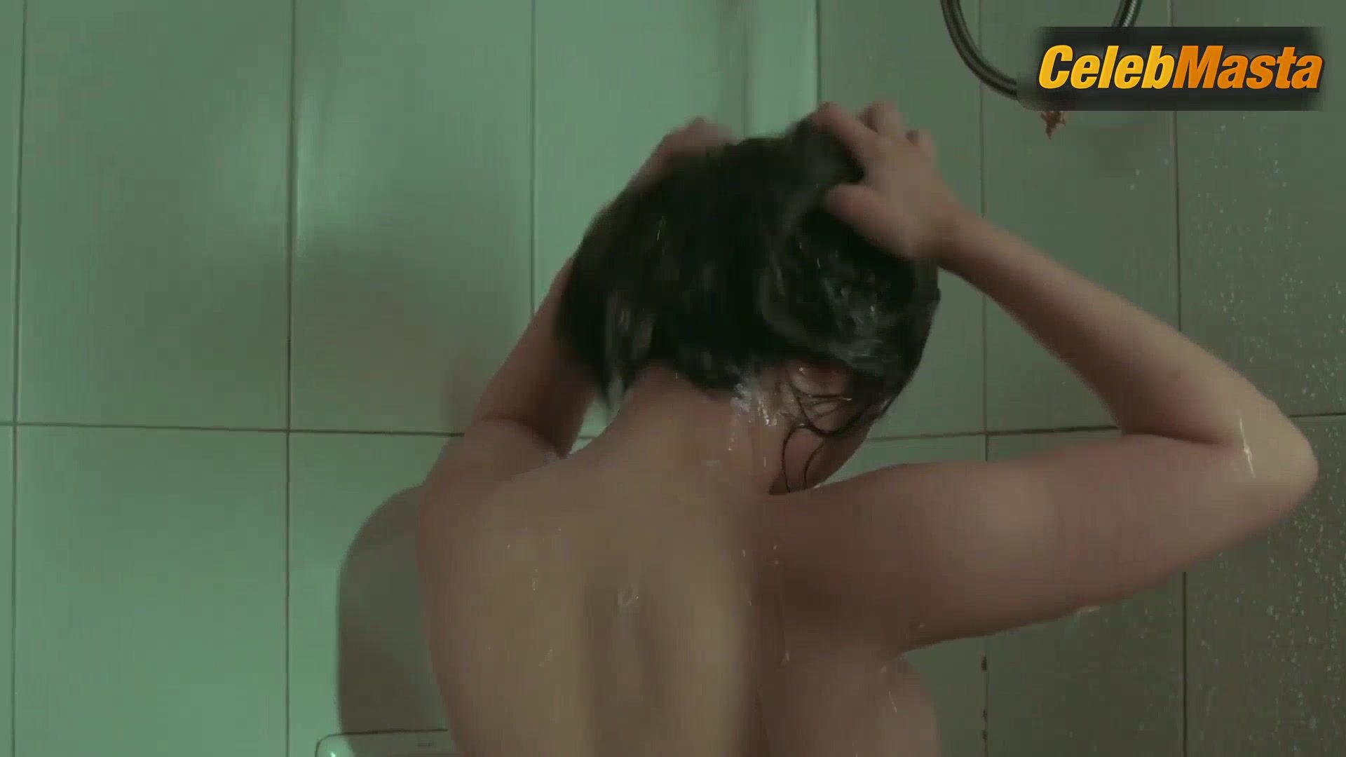 Hershie De Leon Reveals Tits Scene In Home Service - Photo 2 of 5 photo 1