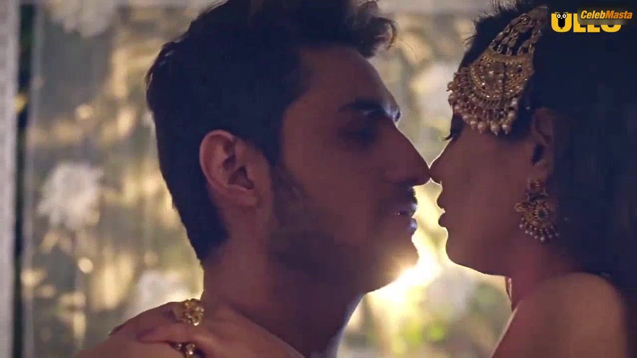Priya Mishra Reveals Tits Scene In Mann Marzi - Photo 2 of 5 photo 5