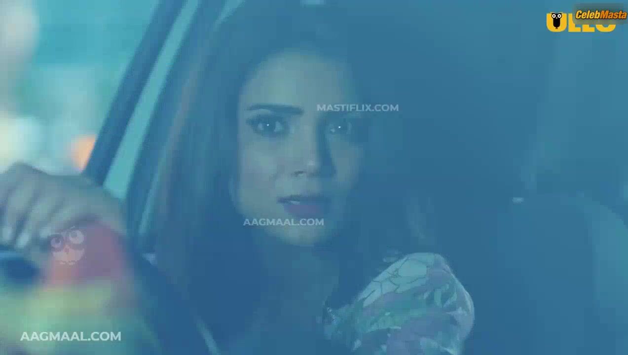 Priya Mishra Flaunts Breasts Scene In Dunali - Photo 1 of 5 photo 4
