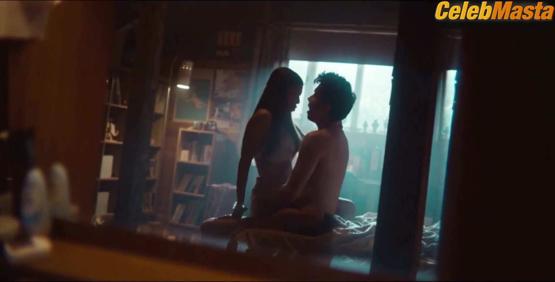 Mimi Keene Booty And Boobs Scene In Sex Education - Photo 2 of 5