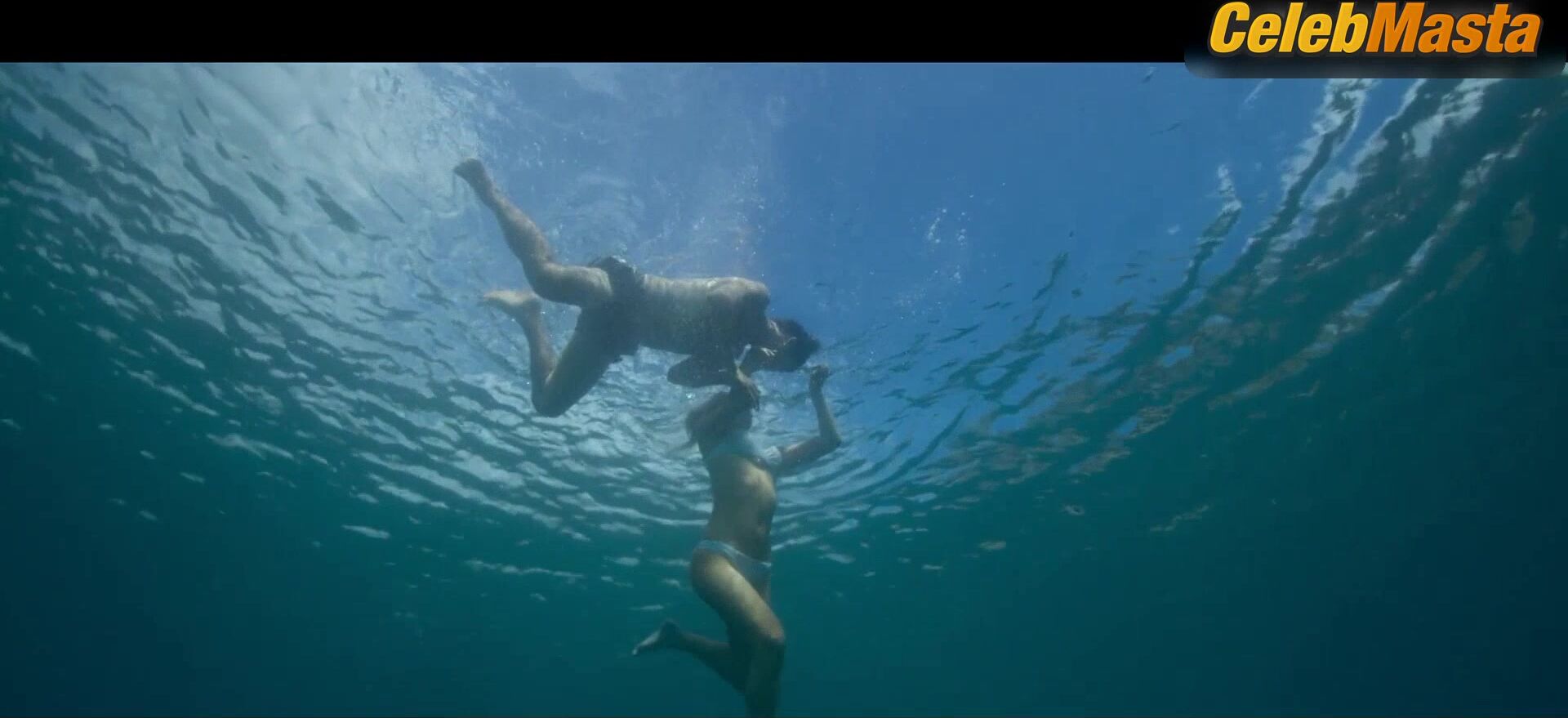 Annabelle Wallis Swimsuit Scene From Vanished Into The Night - Photo 2 of 5