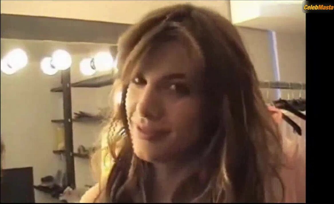 Elisabetta Canalis Underwear Scene From Making Of Gq - Photo 2 of 5 photo 1