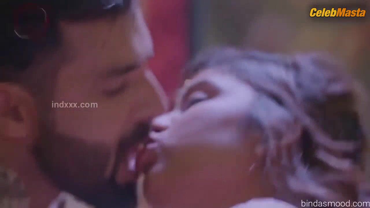 Aiswarya Agarwal Reveals Hot Scene In Jalan - Photo 1 of 5 photo 2