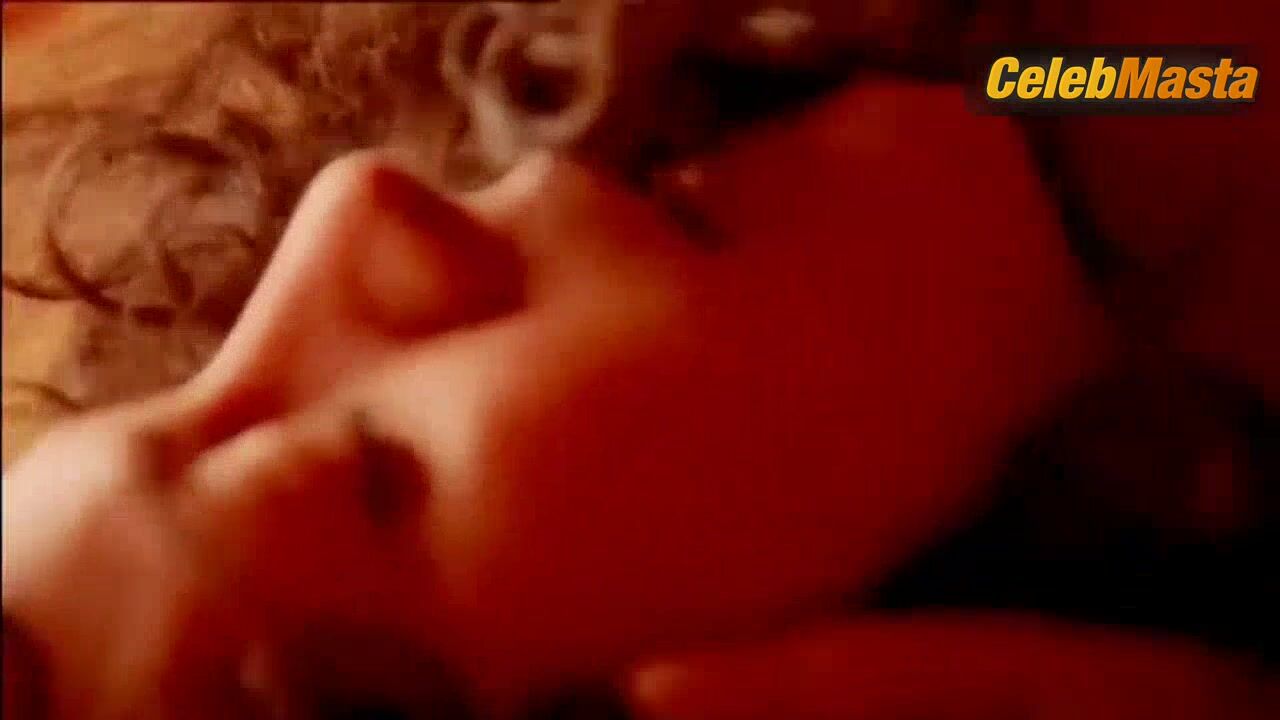 Helen Mccrory ’s Sexy Scene From Charles Ii The - Photo 1 of 5 photo 2