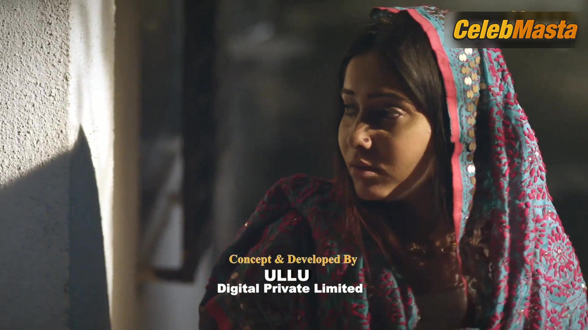 Priya Mishra ’s Sexy Scene From Mann Marzi - Photo 2 of 5 photo 1
