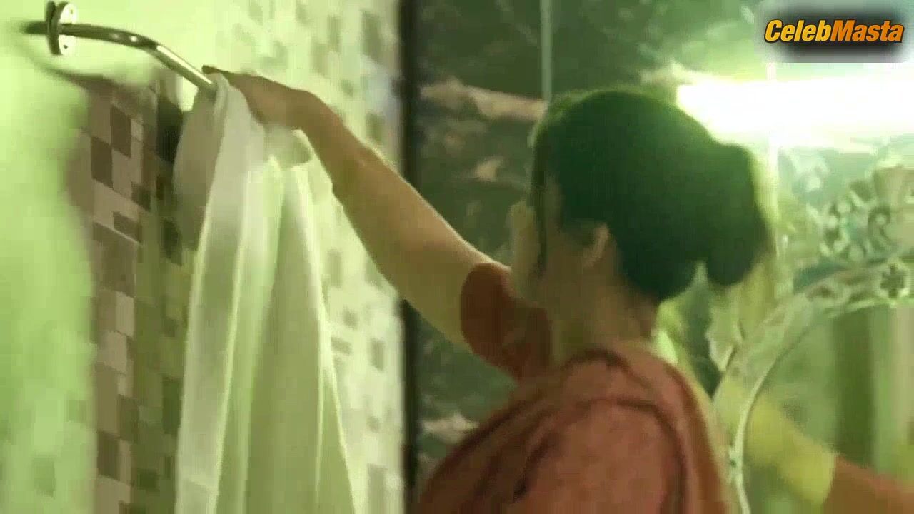 Priya Gamre Ass And Breasts Scene In Matki Part 2 - Photo 1 of 5