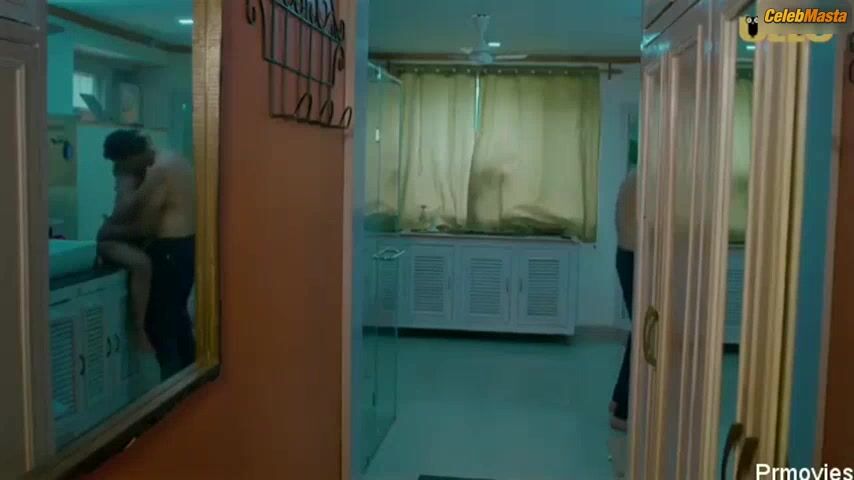 Peehu Kanojia ’s Booty, Breasts Scene In Charmsukh - Photo 1 of 5 photo 5