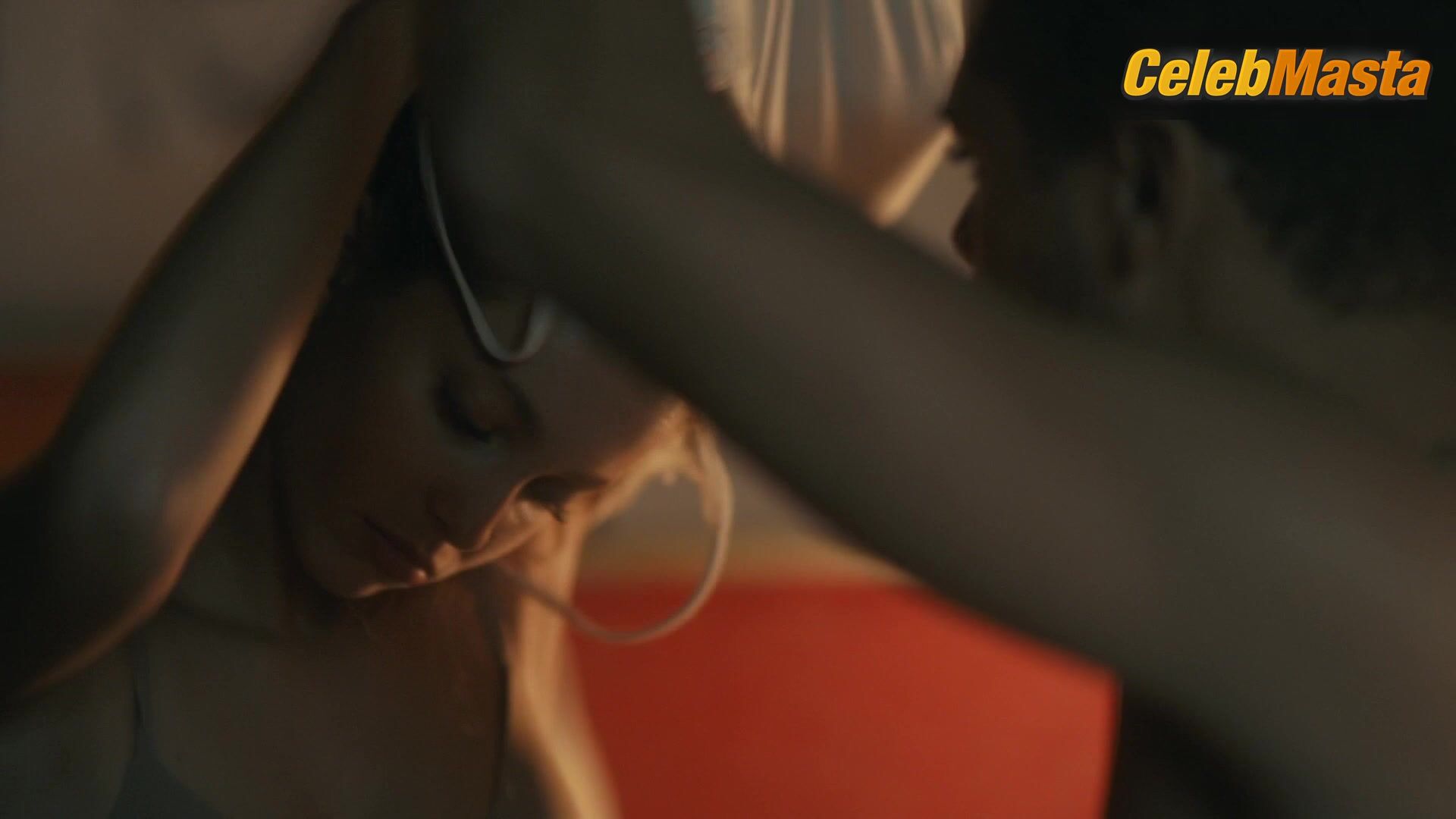 Margarida Corceiro ’s Sexy Scene In A Fazenda - Photo 1 of 5 photo 4