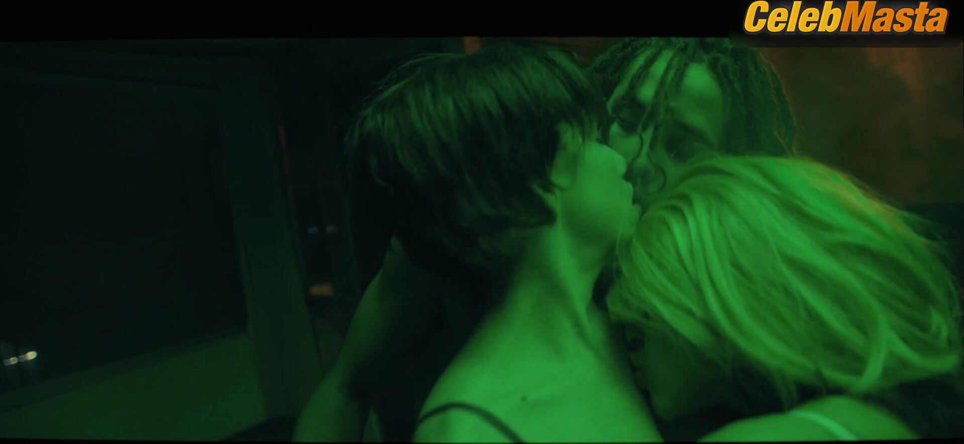Karla Souza Flaunts Underwear, Lesbian Scene In El - Photo 2 of 5 photo 1