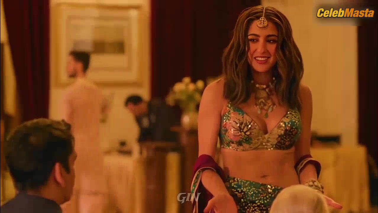 Sara Ali Khan Swimsuit And Underwear Scene In Murder - Photo 2 of 5 photo 1