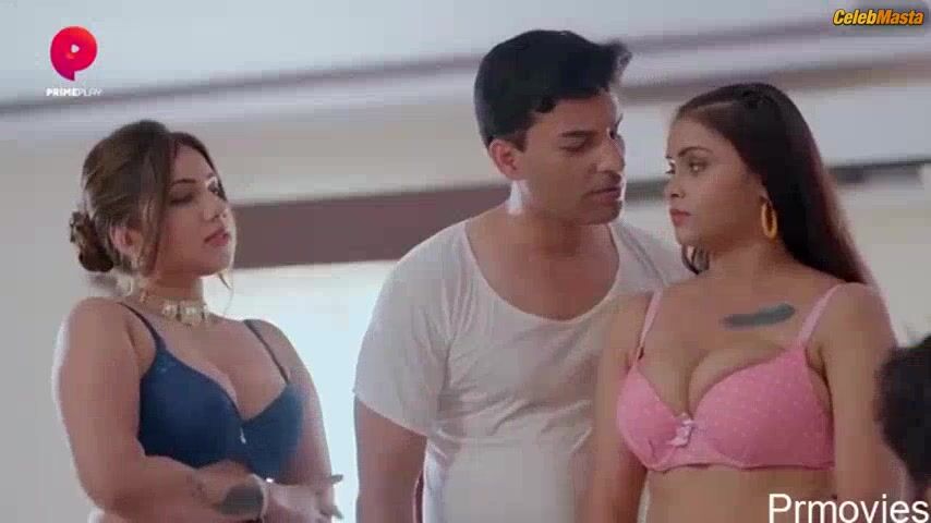 Aiswarya Agarwal Flaunts Butt, Breasts Scene In Tution Teacher - Photo 1 of 5 photo 2