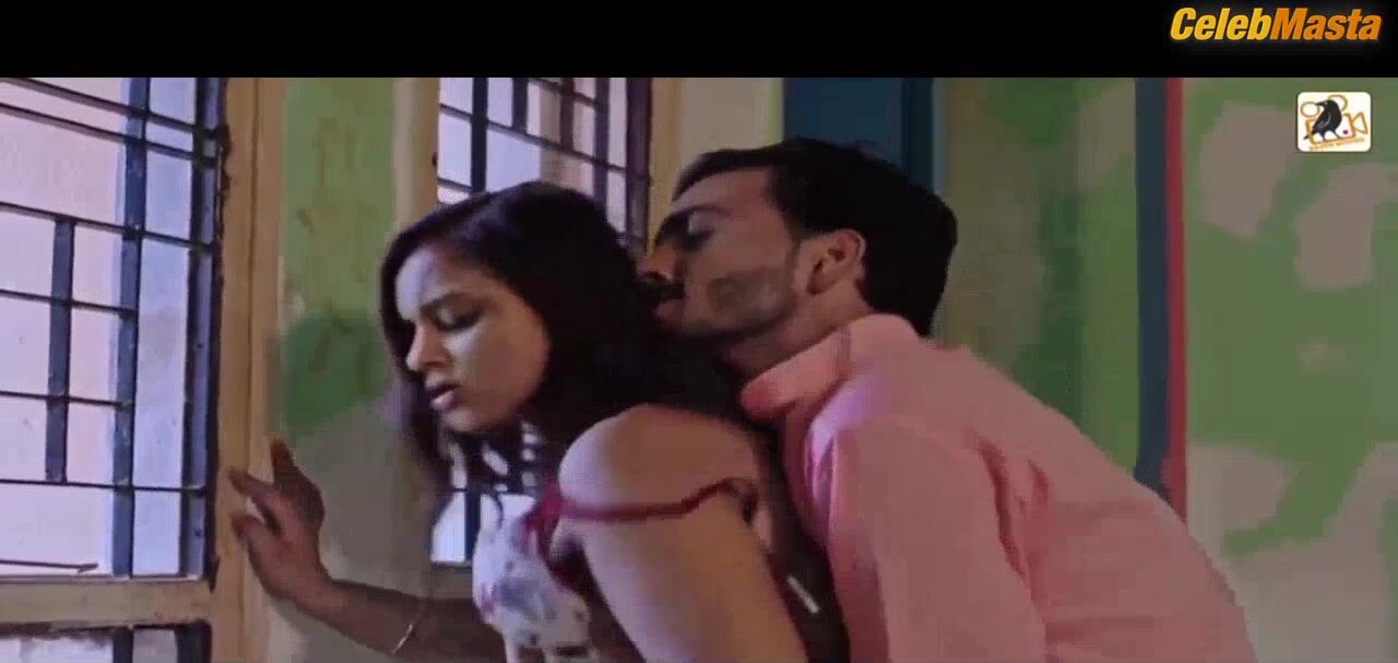 Peehu Kanojia ’s Swimsuit, Underwear Scene In Rasiya - Photo 2 of 5 photo 4