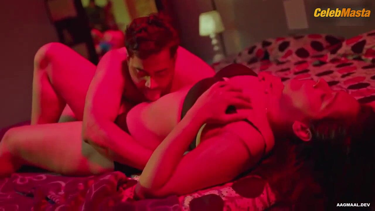 Priya Roy Tits Scene From Chitthi - Photo 1 of 5 photo 2