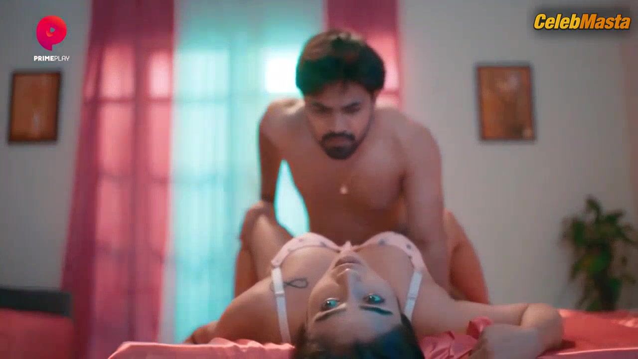 Gurmeet Kaur Butt Boobs Scene In Aakhri Ichha - Photo 2 of 5 photo 4