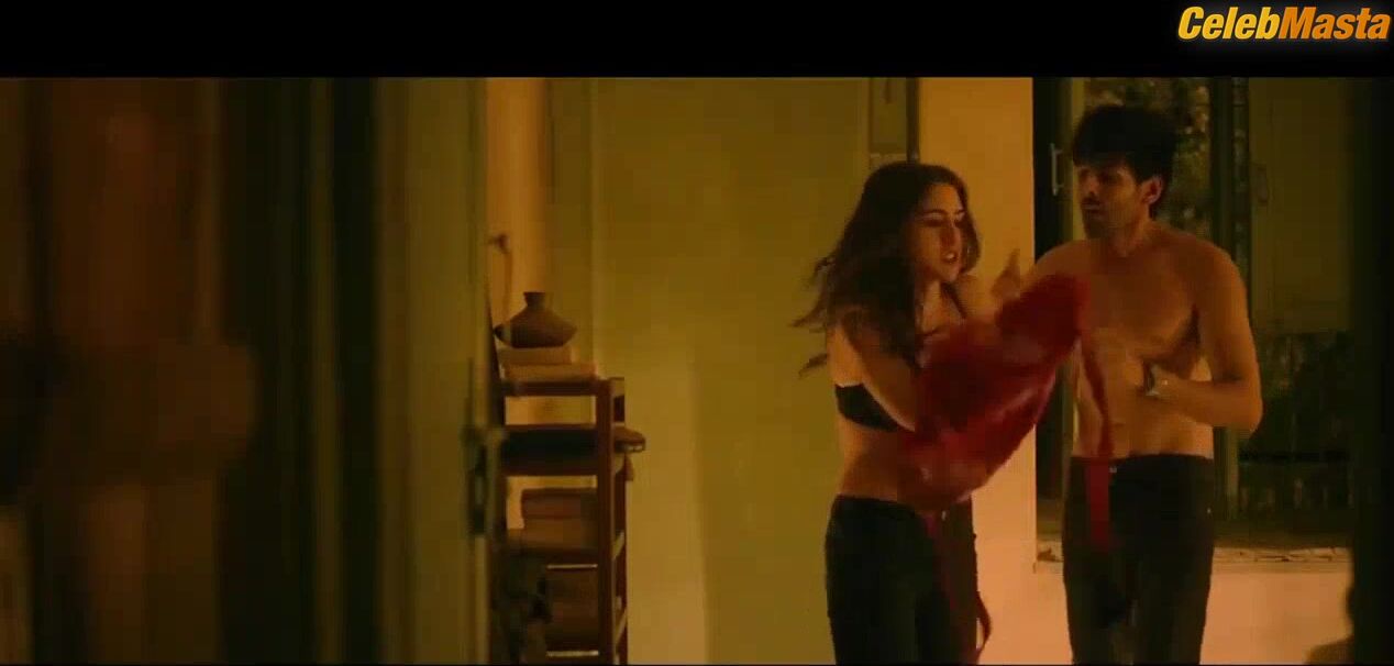 Sara Ali Khan ’s Sexy Scene From Love Aaj Kal - Photo 1 of 5 photo 4