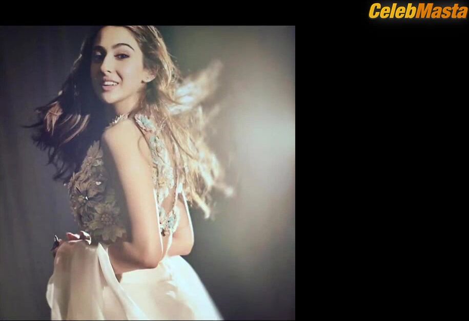 Sara Ali Khan Tits Scene From Hot Sexy Bold 2018 - Photo 2 of 5 photo 5